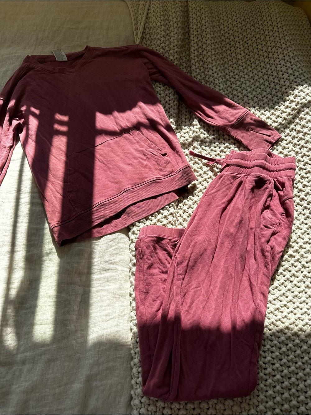 all in motion girls Mauve Crewneck Pullover and jogger set, super soft 7/8